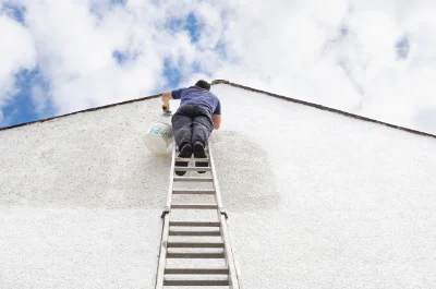 Peinture extérieure à Saint-Romain-le-Puy — façades et ravalement